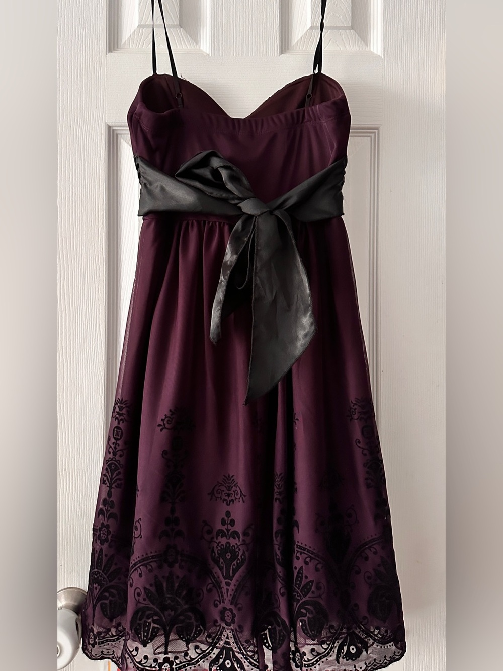 Y2K 2000’s Speechless Plum Strapless Dress with Black Sash - Picture 2 of 6